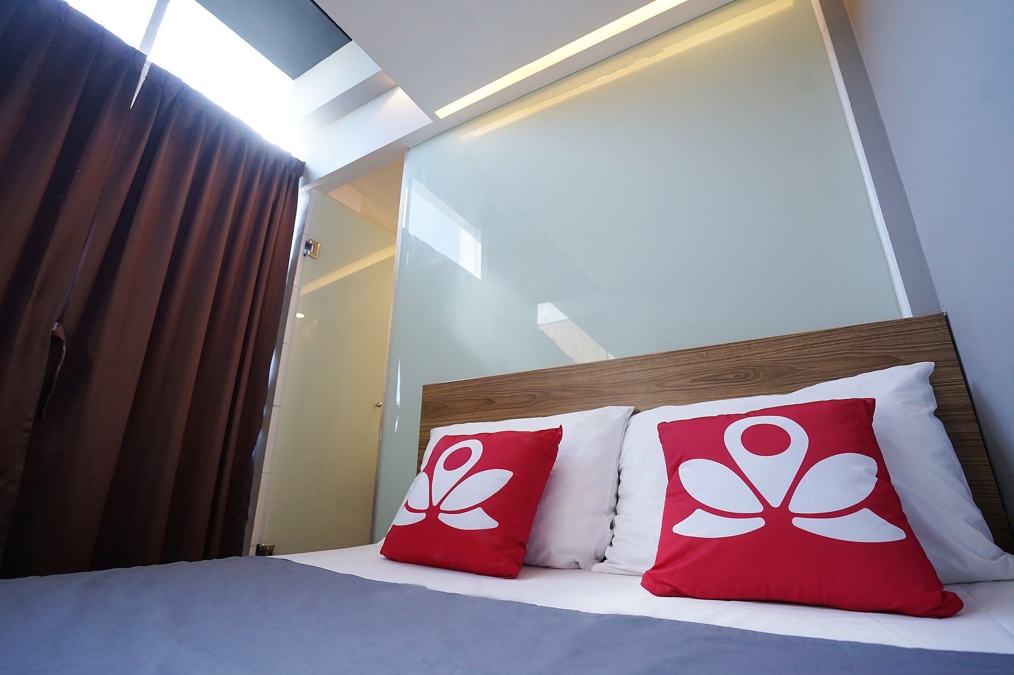 Zen Rooms Basic Kualanamu Medan Eksteriør billede